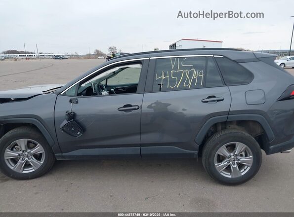 2T3P1RFVXRW421879 2024 TOYOTA LE Серый 