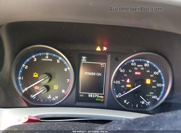 2T3RFREV6JW730071 2018 TOYOTA LE White Вид задніх сидінь