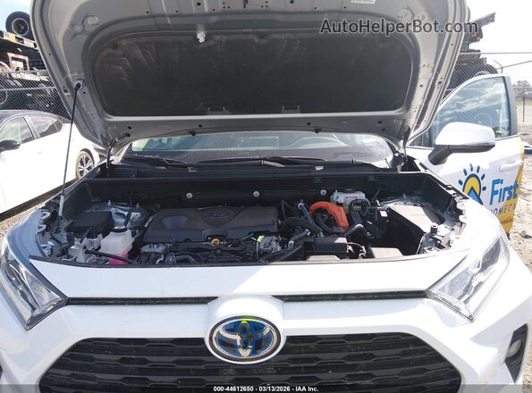 2T3RWRFV7MW113183 2021 TOYOTA LE White უკანა ხედი