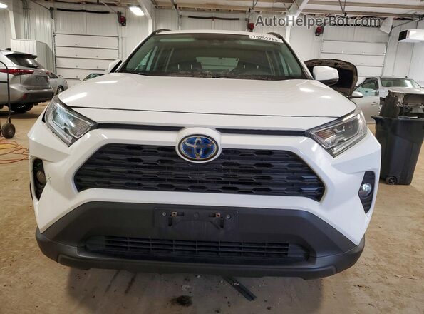 2T3RWRFV9MW112830 2021 TOYOTA LE White წინა ხედი