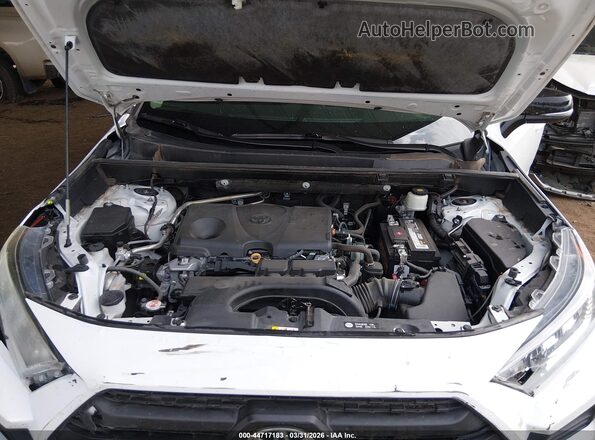 2T3S1RFV3MW180525 2021 TOYOTA RAV4 White Հետևի տեսք
