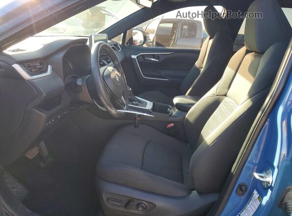 2T3T6RFV8RW077730 2024 TOYOTA RAV4 Blue წინა სალონის ხედი