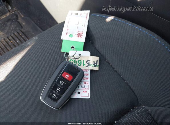 2T3T6RFVXRW057320 2024 TOYOTA RAV4 HYBRID Blue Вид панелі приладів