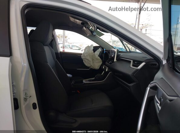 2T3W1RFV0RC291091 2024 TOYOTA LE White 