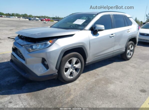 2T3W1RFV1MC107222 2021 TOYOTA LE Silver Передня ліва чверть