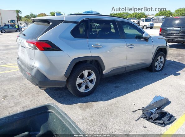 2T3W1RFV1MC107222 2021 TOYOTA LE Silver Задня права чверть