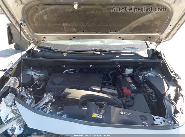 2T3W1RFV1MC107222 2021 TOYOTA LE Silver Вид ззаду