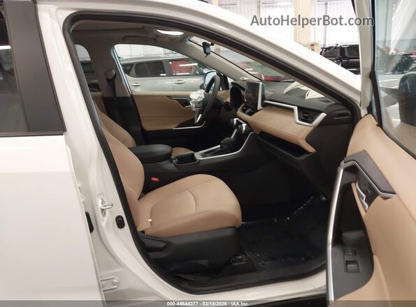 2T3W1RFV1SC343916 2025 TOYOTA LE White 
