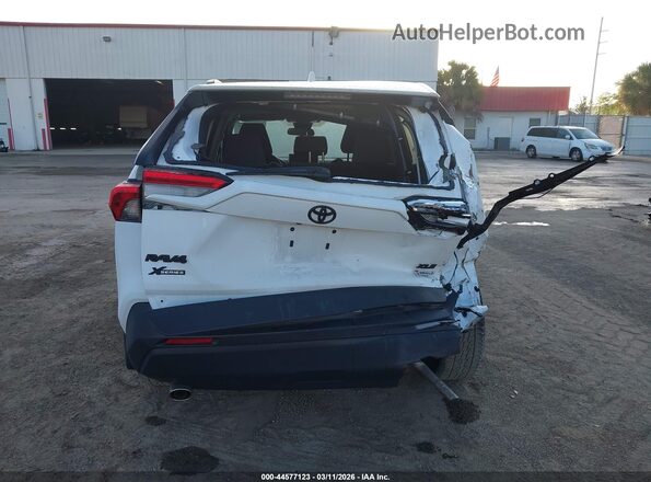2T3W1RFV3RW345871 2024 TOYOTA LE White 