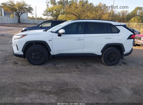 2T3W1RFV3RW345871 2024 TOYOTA LE White 