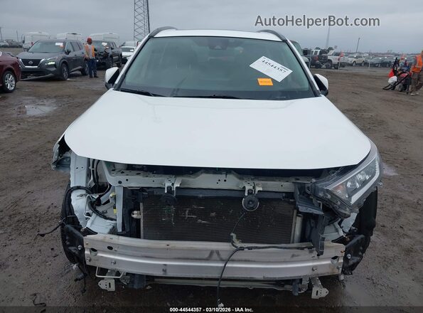 2T3W1RFV8KW013043 2019 TOYOTA LE White Widok z przodu
