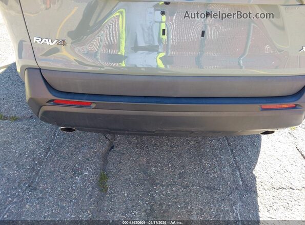 2T3W1RFV8MW110102 2021 TOYOTA LE Серый Вид спереди