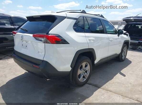 2T3W1RFV9RW320683 2024 TOYOTA LE White 