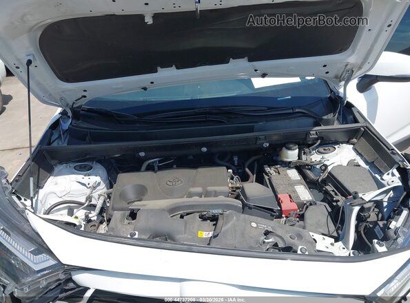 2T3W1RFV9RW320683 2024 TOYOTA LE White 