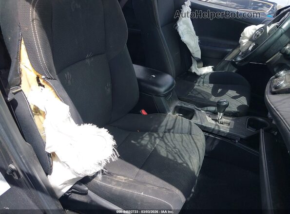 2T3WFREV6JW479376 2018 TOYOTA LE Gray Вид салону спереду