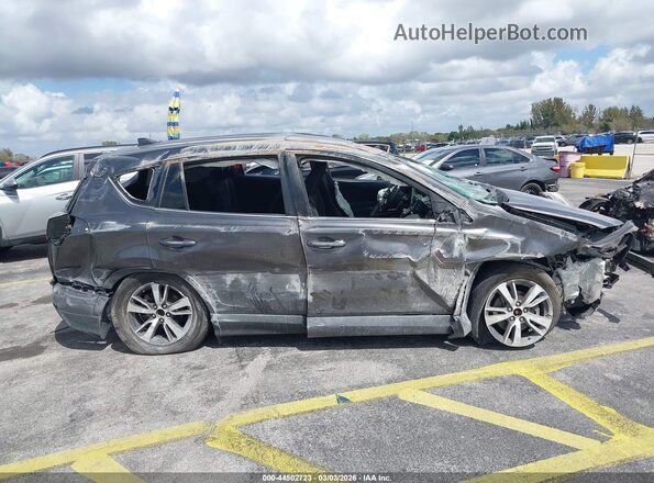 2T3WFREV6JW479376 2018 TOYOTA LE Gray Вид задньої частини салону