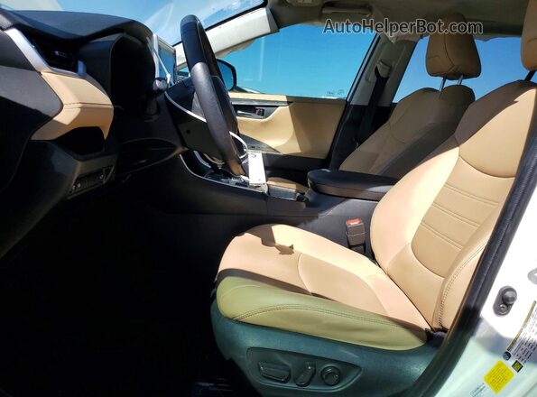 2T3Y1RFV3LC035804 2020 TOYOTA LIMITED Белый Вид салона спереди