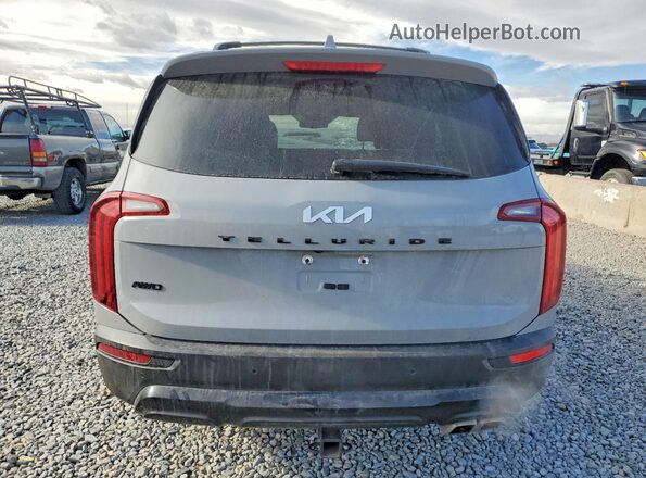 5XYP3DHC9NG230195 2022 KIA TELLURIDE Gray Widok z tyłu