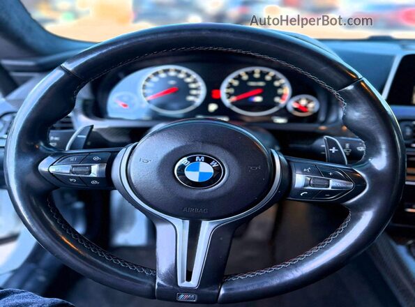 WBS6E9C56GG437177 2016 BMW M6 White Սալոնի հետևի տեսք