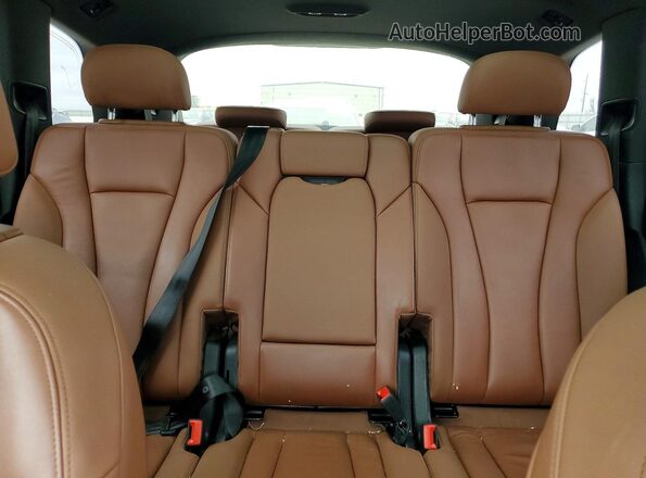 WA1AJAF75MD025142 2021 AUDI Q7 Gray Вид задньої частини салону