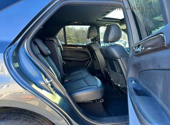 4JGDA5HB1HA844695 2017 MERCEDES-BENZ GLE Gray Vista interior delantera