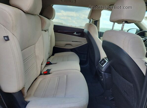 5XYPGDA53JG413697 2018 KIA SORENTO Blue Widok komory silnika