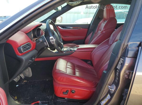 ZN661XUS9HX252150 2017 MASERATI LEVANTE Gray 