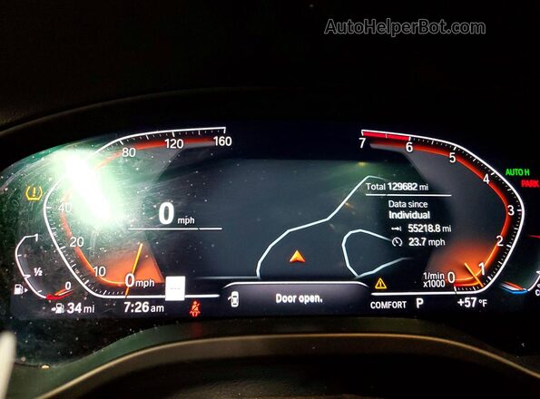 5UX33DT09N9K12081 2022 BMW X4 White Вид задніх сидінь