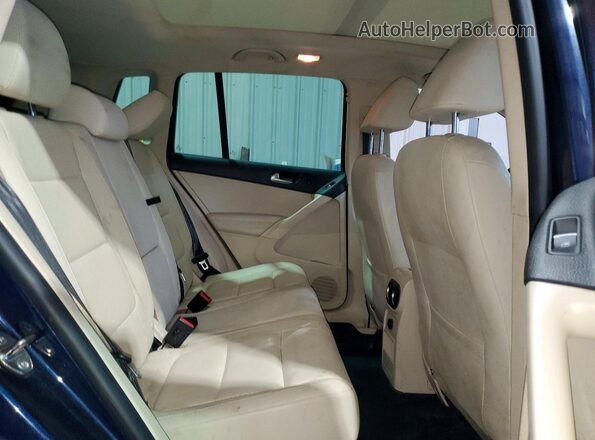 WVGBV7AX1GW545593 2016 VOLKSWAGEN TIGUAN Blue 