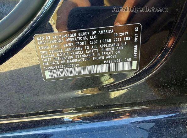 1VWBA7A33JC005519 2018 VOLKSWAGEN PASSAT Black 