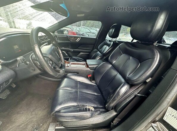 1LN6L9PK3K5604558 2019 LINCOLN CONTINENTA Gray 