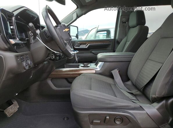 2GC1YNE72R1100618 2024 CHEVROLET SILVERADO Black Widok wnętrza z przodu