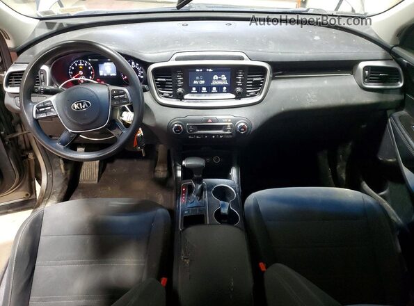 5XYPG4A56KG446582 2019 KIA SORENTO Silver 