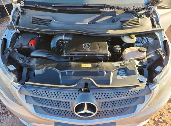 WD4PG2EE9G3091083 2016 MERCEDES-BENZ METRIS Серебряный Вид наклейки с VIN-кодом