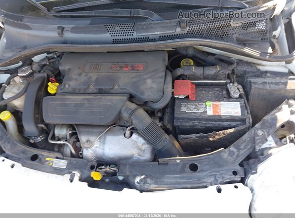 3C3CFFKH1JT420960 2018 FIAT 500 White 