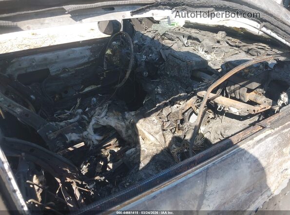 3C3CFFKRXHT697898 2017 FIAT 500 Серый Вид салона спереди