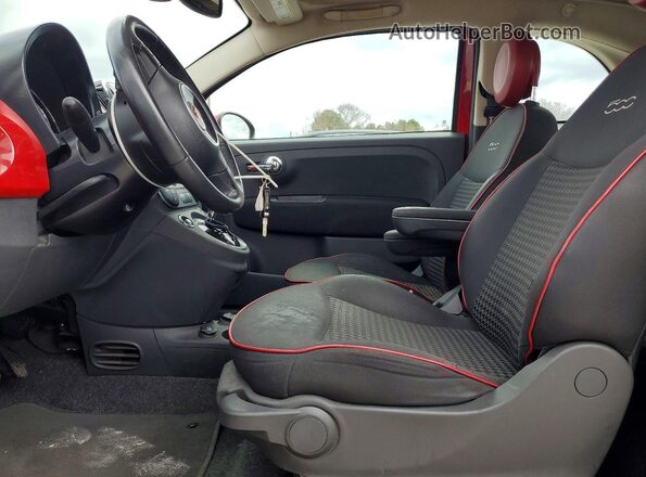 3C3CFFLR7HT594226 2017 FIAT 500 Red Front interior view