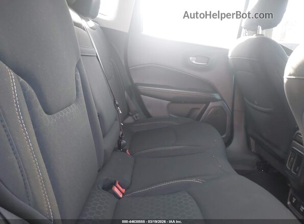 3C4NJCAB3KT637488 2019 JEEP COMPASS Черный 