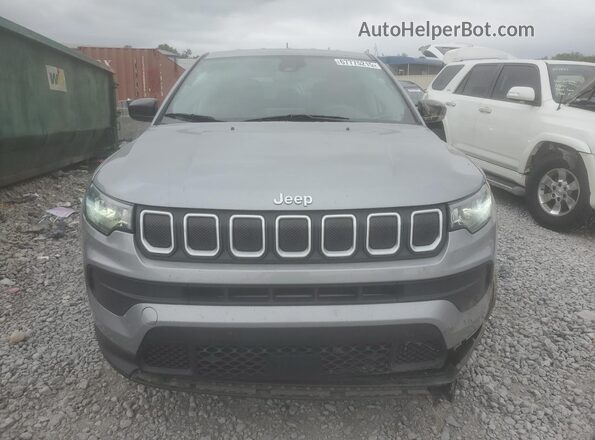 3C4NJCAB5NT103316 2022 JEEP COMPASS Silver Widok z przodu