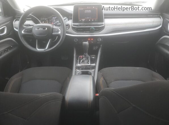 3C4NJCAB5NT103316 2022 JEEP COMPASS Silver Widok deski rozdzielczej