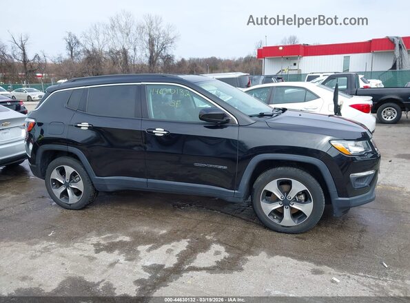 3C4NJCBB0JT335329 2018 JEEP COMPASS Black Vista interior trasera