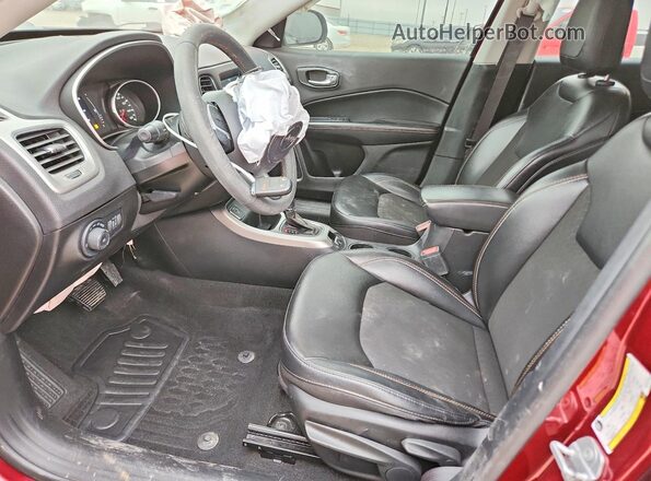 3C4NJCBB0MT574108 2021 JEEP COMPASS Maroon Vista interior delantera