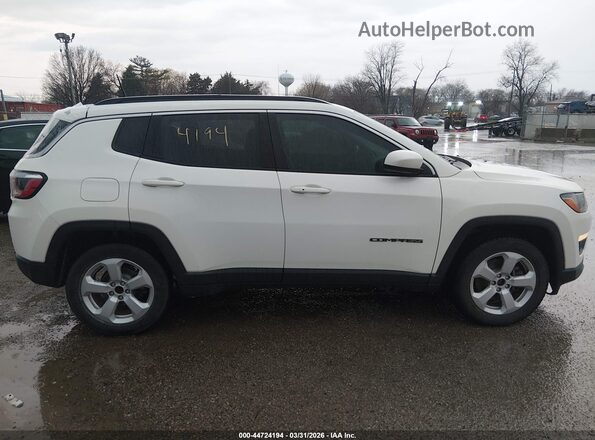 3C4NJCBB3JT356174 2018 JEEP COMPASS White 