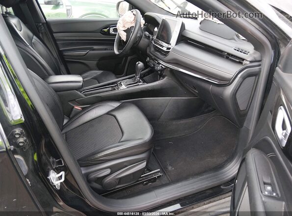 3C4NJCBB4NT178037 2022 JEEP COMPASS Черный Вид салона спереди