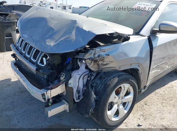 3C4NJCBB7JT226303 2018 JEEP COMPASS Gray 