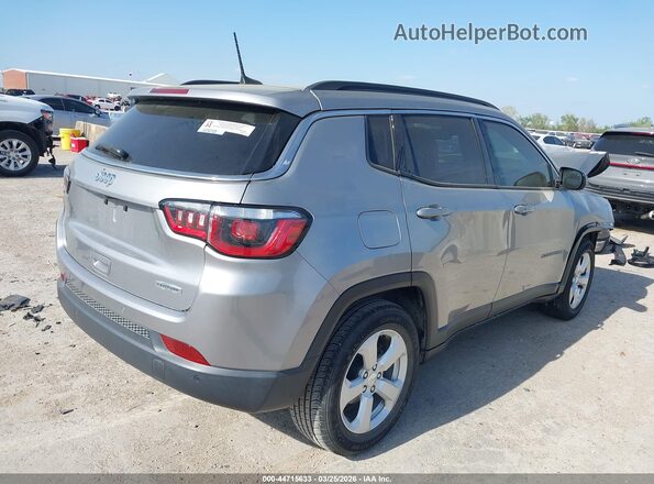 3C4NJCBB7JT226303 2018 JEEP COMPASS Gray 