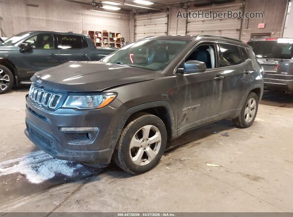 3C4NJCBB8JT272142 2018 JEEP COMPASS Gray Vista tres cuartos delantera izquierda