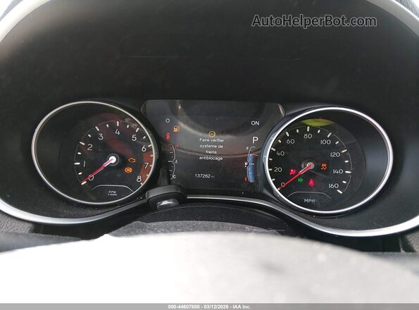 3C4NJCBBXHT690826 2017 JEEP NEW COMPASS White Widok tylnych siedzeń