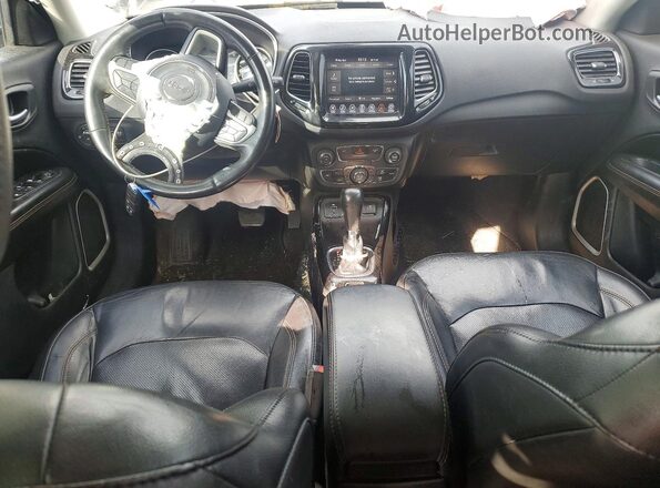 3C4NJCCB6KT699089 2019 JEEP COMPASS Silver 