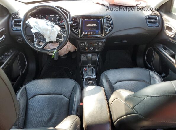 3C4NJCCB8MT605149 2021 JEEP COMPASS White Vista del salpicadero